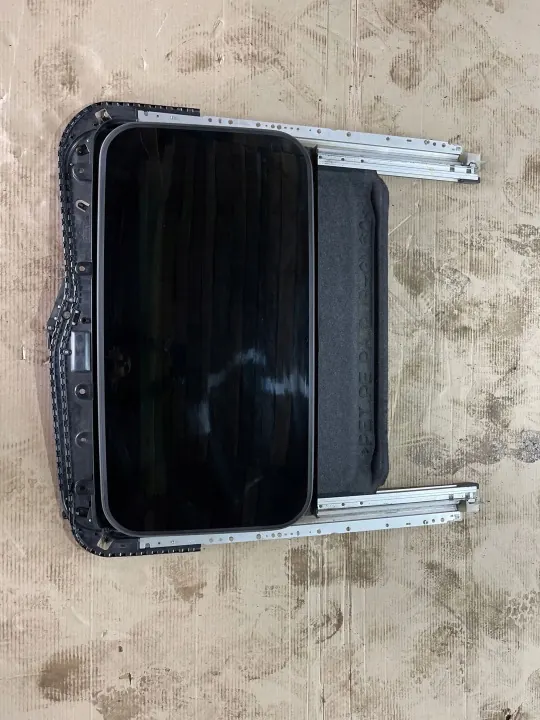 Infiniti FX 2012 Toit Ouvrant Complet OEM POR23304 image 2