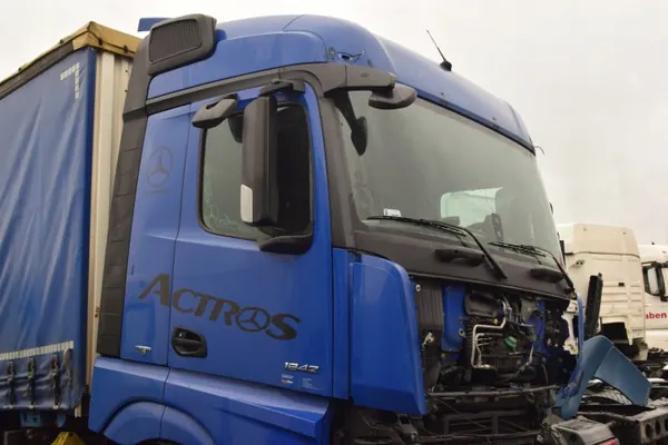 Mercedes-Benz OE Cabineskelet Zonder Deuren image 2