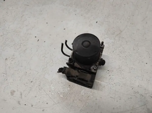 Gebrauchte Hyundai ABS-Pumpe OEM 58910-1C310 Getz image 5