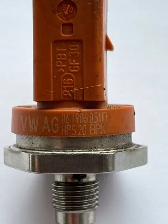Kraftstoffdrucksensor OEM 06J906051D - VW/Audi image 3