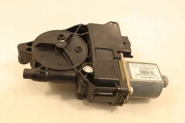 Vasen Takaluukun Moottori Peugeot 508 I image 2