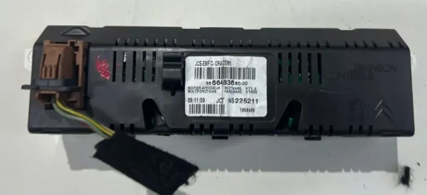 OEM 9666483680-00 Radionäyttö Peugeot 207CC:lle image 3