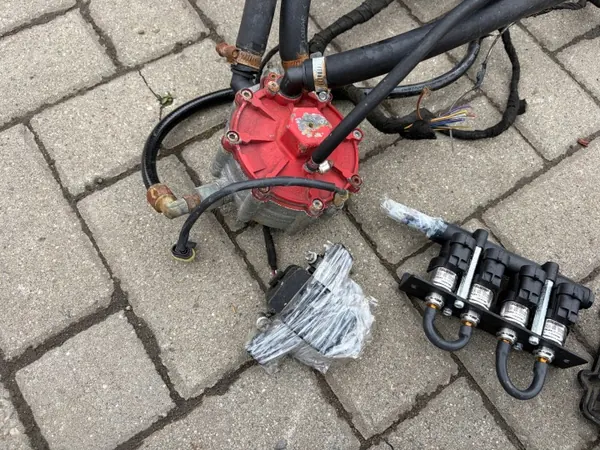 Kit GPL completo KME NEVO Barracuda 145nl 260cv image 4