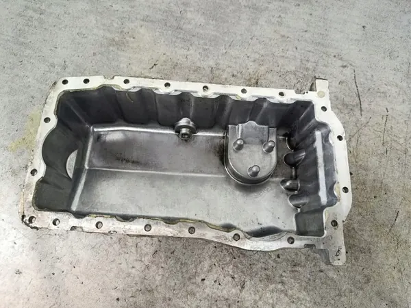 Käytetty öljypohja VW Golf IV 1.9 TDI - OEM-laatu image 6