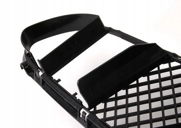 BMW E60 E61 M Sport Stötfångare Center Nedre Grill OEM image 2