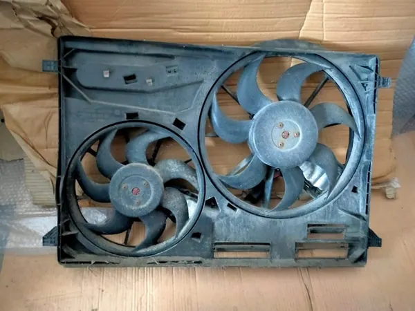 Módulo de Ventilador VOLVO XC60 S80 V70 XC70 30792924 image 2