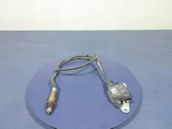 Mercedes Lambda NOX Sensor OEM A0009055109 - Gebraucht image 2