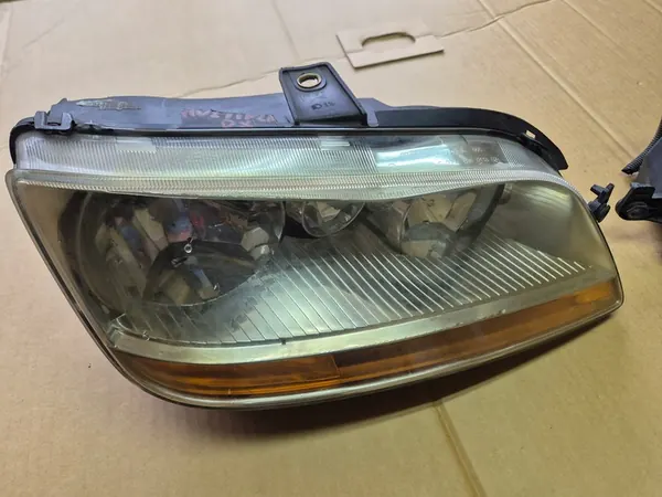 Faróis Fiat Idea Multipla 2005- image 2