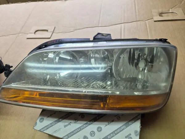 Faróis Fiat Idea Multipla 2005- image 9