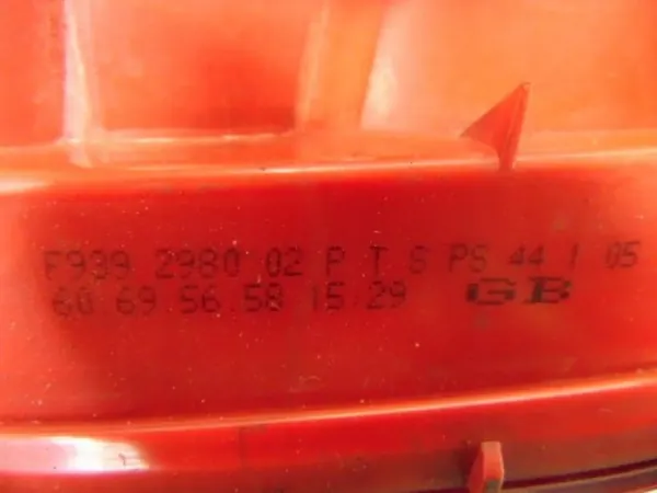 Lâmpada Porta-Malas Alfa Romeo 159 Esquerda OEM F939298002 image 6