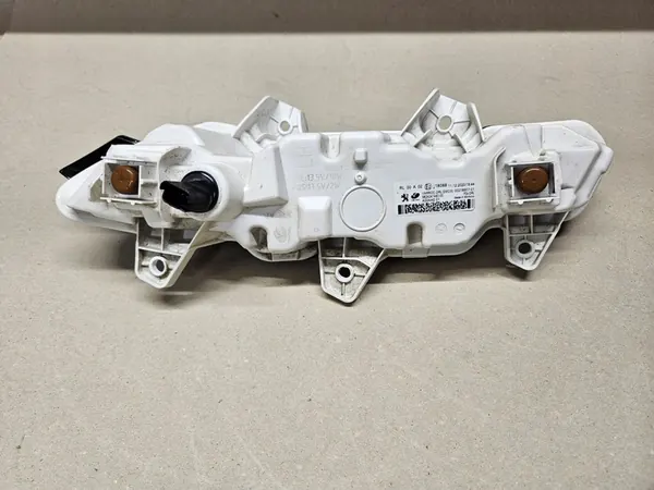 FARO DE NEBLINA LED DRL ESQUERDO PEUGEOT 208 II 2008 image 2