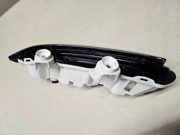 FARO DE NEBLINA LED DRL ESQUERDO PEUGEOT 208 II 2008 image 5