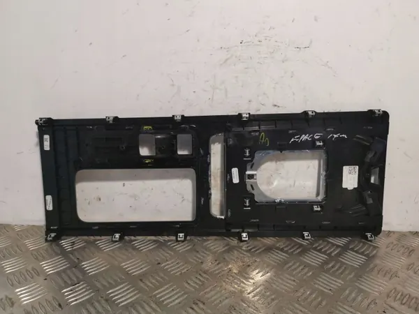 Jaguar F-Pace vänster ram OEM FOB6430 - Begagnad image 3