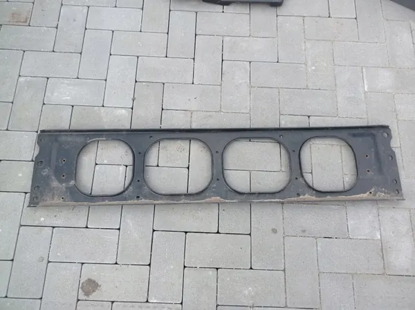 Plaque de renfort BLACHA VOLVO FH pour calandre avant image 2