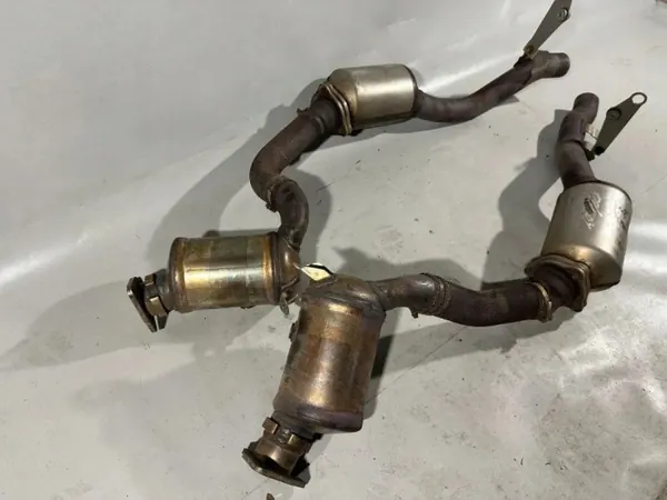 Catalyseur OEM 7P0254301S pour Porsche Cayenne image 4