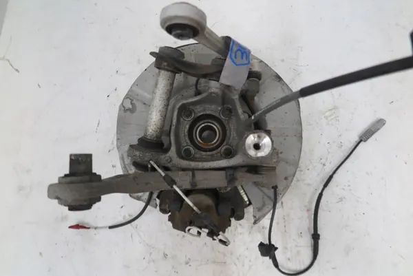 Rechter hinterer Achsschenkel OEM BNE4433 für BMW 7 image 3