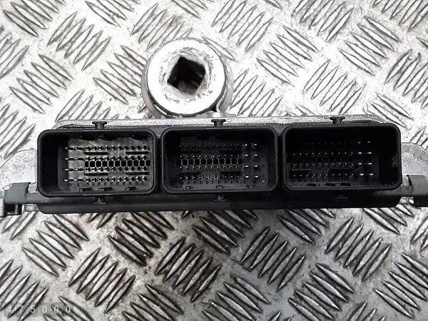 2005 Peugeot 607 ECU 2700HDI OEM 9658763980 image 4