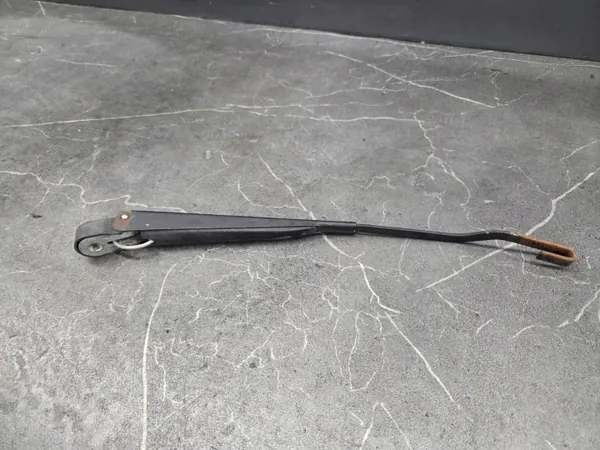 Braço do limpa-vidros direito OEM 3399990553 Mercedes W123 image 5