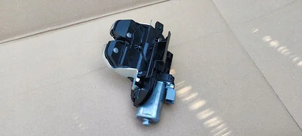 Baklucka Lås Alhambra VW Sharan Touareg image 7