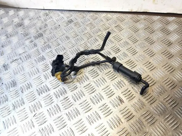 Vanne de vide VW JETTA III 2.0L Diesel 2015 1N0906627B image 2