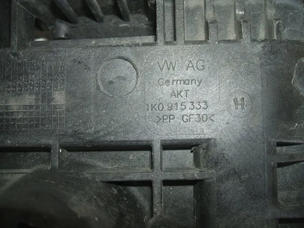 OEM 1K0915333H accubak voor VW Passat B7 image 4