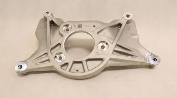 Soporte de amortiguador delantero derecho Tesla OEM 1044376-00-C image 4