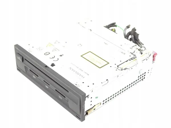 Audi A3 8V MIB2 Navigaationlukija OEM 8V1035035D image 3
