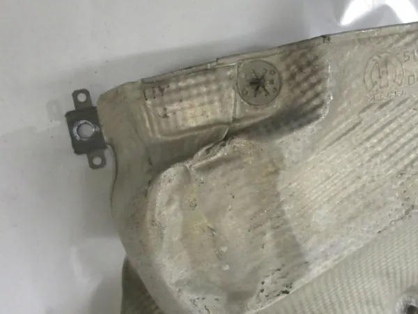 Fiat 500X hitteschild OEM 51940630 - Gebruikt image 10