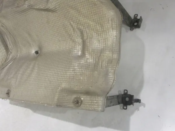 Fiat 500X hitteschild OEM 51940630 - Gebruikt image 8