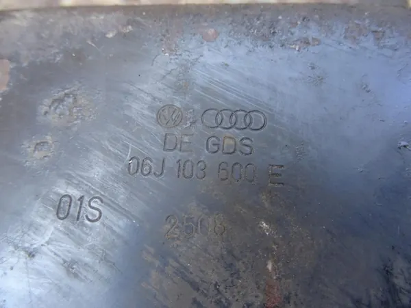 AUDI A3 8P GOLF VI 2.0 TFSI Oljetank Sensor 06J103600E image 5