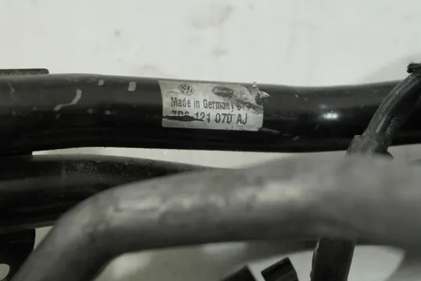 VW Audi Porsche 3.0 TDI Vesiputki 7P6121070AJ image 2