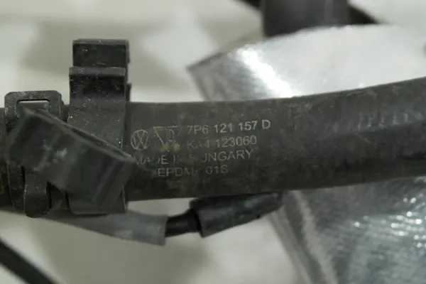 VW Audi Porsche 3.0 TDI Vesiputki 7P6121070AJ image 5