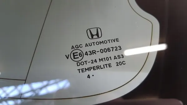 Rechter carrosserieglas OEM 1162122262 Honda CR-V IV image 4