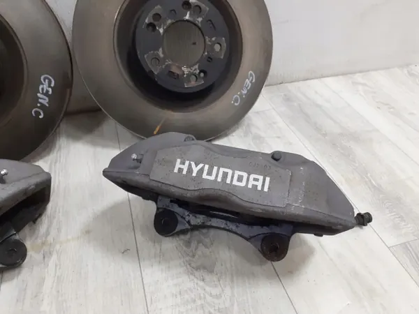 Remklauwen & schijven voor OEM Genesis Coupe 3.8 2013-16 image 3