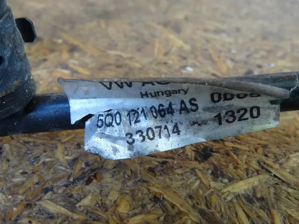 AUDI A3 8V Vesisuuttimet 5Q0122449C 5Q0122101BL image 5