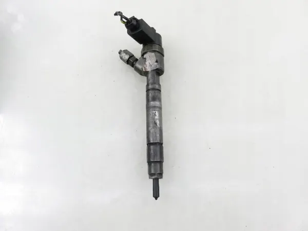 Injecteur Mercedes OEM 6130700887 - Pièce d'Occasion image 2