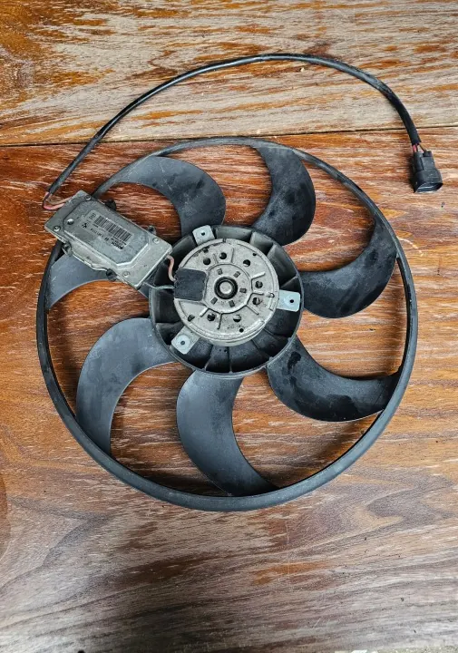 Ventilateur radiateur BMW OEM 3136613273 Occasion image 2