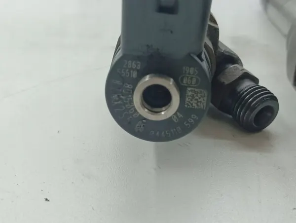 Toyota Avensis T270 2015 Injectieset OEM 044521428 image 7