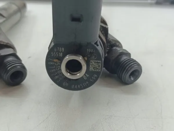 Toyota Avensis T270 2015 Injectieset OEM 044521428 image 8