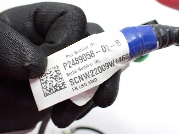 Tesla Batterikabelklämma OEM 2489058-01-B Begagnad image 6