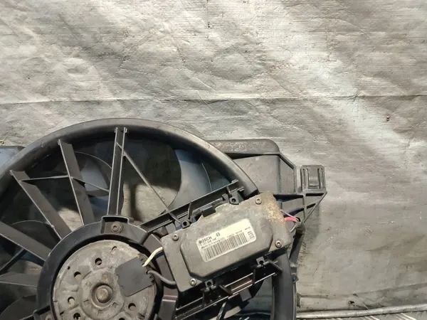 Käytetty jäähdytinpuhallin OEM 1137328148 Volvo V50 1.6D:lle image 7
