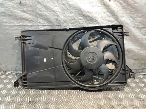 Käytetty jäähdytinpuhallin OEM 1137328148 Volvo V50 1.6D:lle image 9
