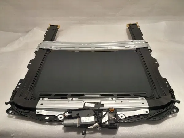 Toit Ouvrant Audi A4 B9 Complet OEM 8W5877255 image 5