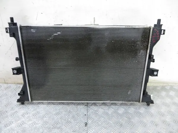 Suzuki OE Vesijäähdytin OEM 052/069 Vitara III 1.6:lle image 2