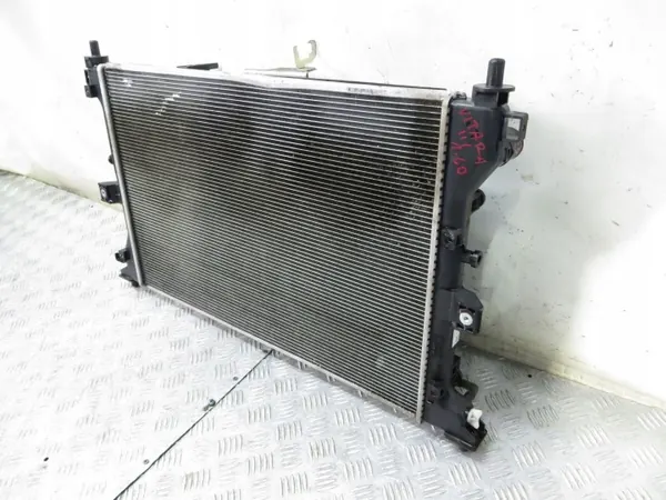 Suzuki OE Vesijäähdytin OEM 052/069 Vitara III 1.6:lle image 3