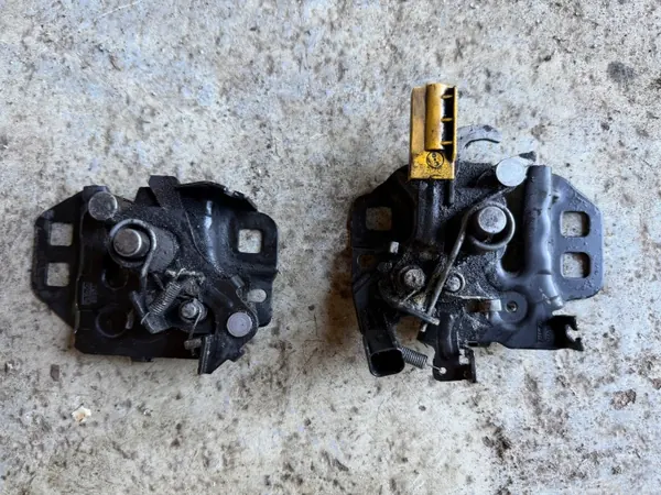 Fecho de capô esquerdo OEM PL143941 para Ford Mondeo MK5 image 2
