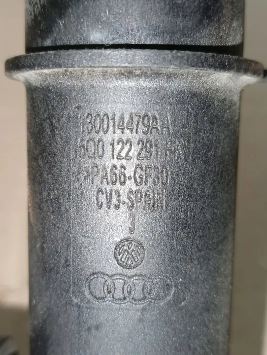 Termostaatin Kotelo OEM 05L121111N VW Audi 2.0 TDI:lle image 5