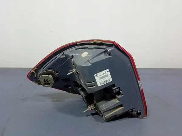 Mercedes GLS X166 Luz Trasera Derecha Externa A1669060202 image 6