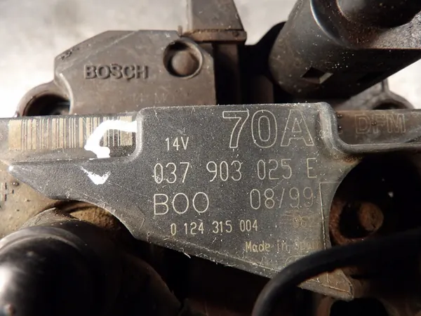 Alternaattori Skoda OE 037903025E image 3