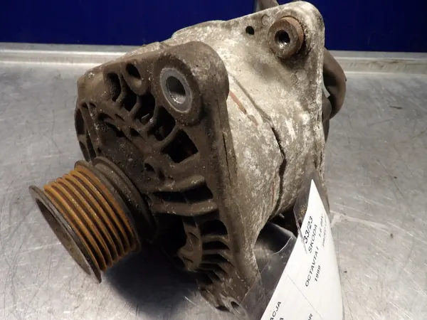 Alternaattori Skoda OE 037903025E image 6